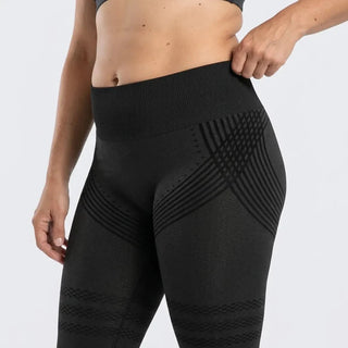 Le tricot en relief sur la fesse et l'extérieur de la cuisse